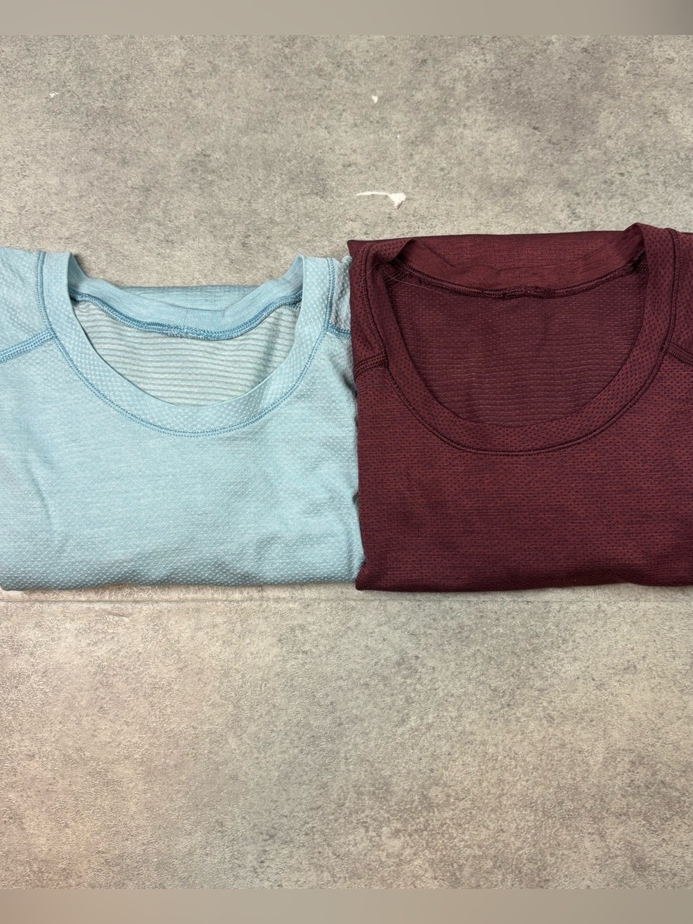 Lot of 2 lululemon metal vent tech short sleeve tshirts medium